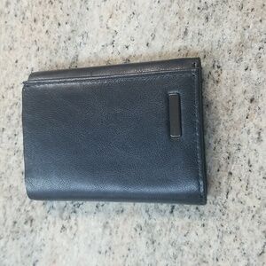 NEW Men's Black APT. 9 Tri-fold Wallet